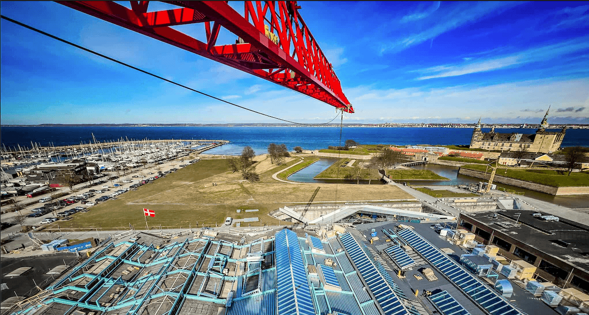 KSR Cranes delivers safe and precise lifts in the Værftshallerne project